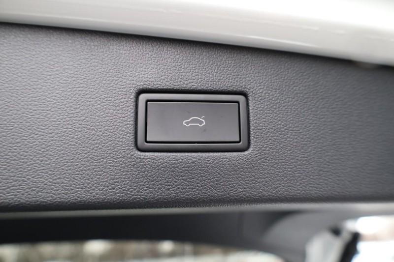 new 2024 Volkswagen Tiguan car, priced at $29,639