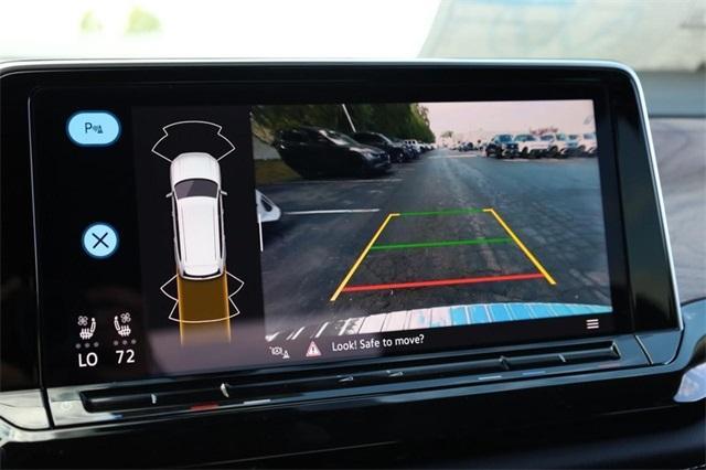 new 2026 Volkswagen Atlas car, priced at $46,076