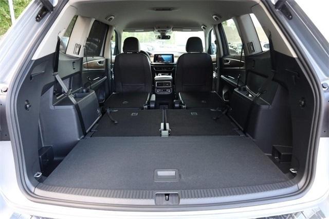 new 2026 Volkswagen Atlas car, priced at $46,076