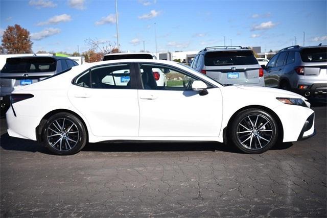 used 2024 Toyota Camry Hybrid car, priced at $30,495