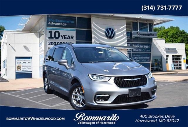 used 2021 Chrysler Pacifica car, priced at $24,995
