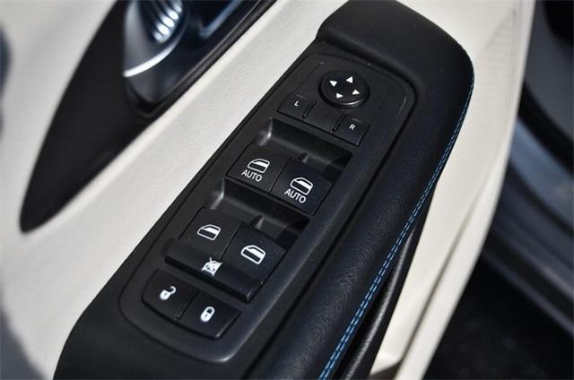 used 2021 Chrysler Pacifica car, priced at $24,995