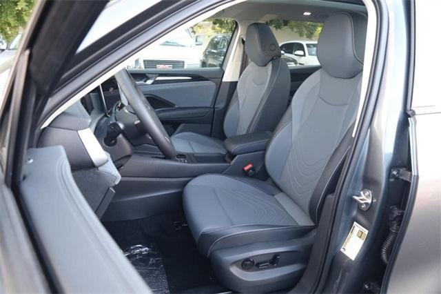 new 2025 Volkswagen Tiguan car, priced at $35,494