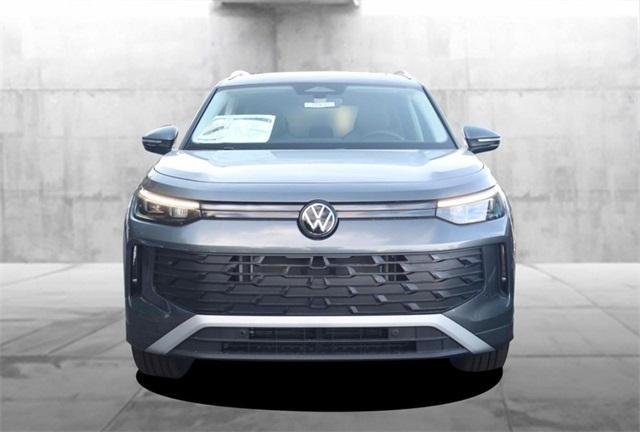 new 2025 Volkswagen Tiguan car, priced at $35,494