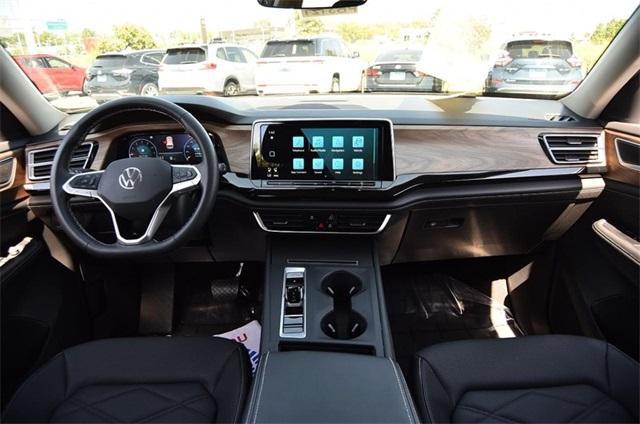 used 2024 Volkswagen Atlas car, priced at $30,995