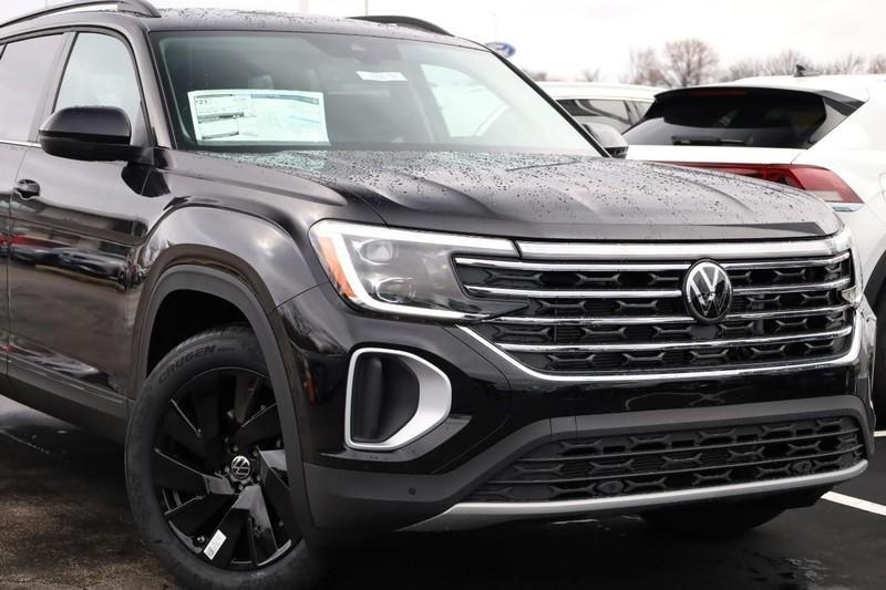 new 2025 Volkswagen Atlas car, priced at $44,573