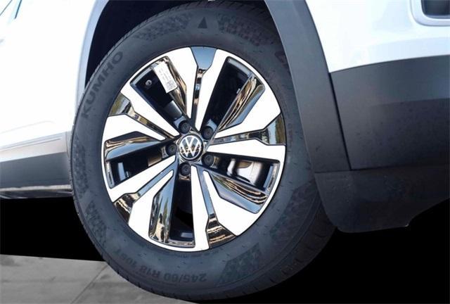 new 2026 Volkswagen Atlas car, priced at $41,776