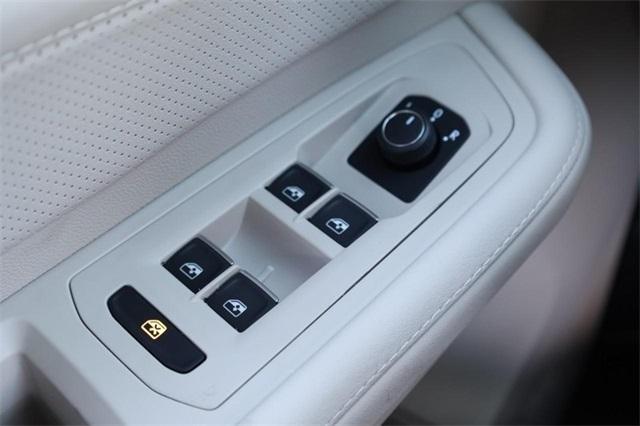 new 2026 Volkswagen Atlas car, priced at $41,776