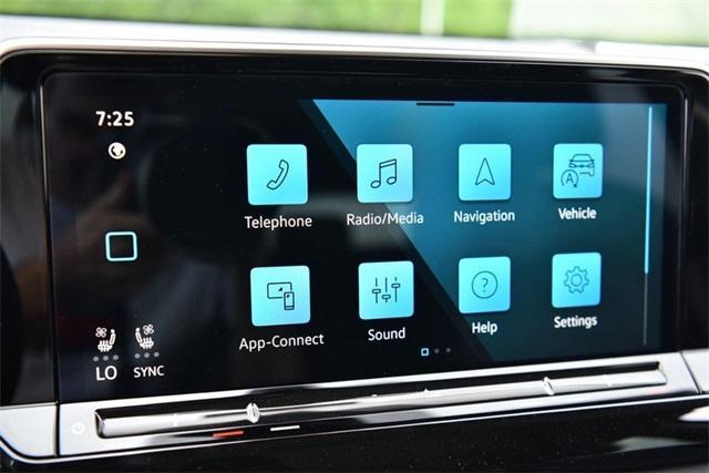 new 2025 Volkswagen Atlas car, priced at $52,348