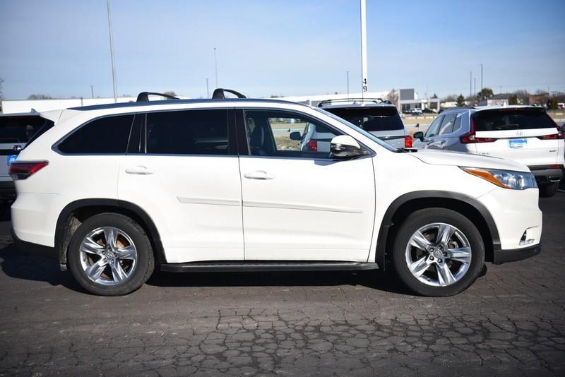 used 2014 Toyota Highlander car, priced at $16,995