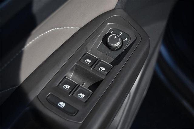 used 2022 Volkswagen Atlas car, priced at $30,755