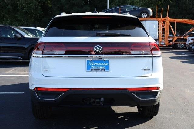 new 2024 Volkswagen Atlas Cross Sport car, priced at $38,360