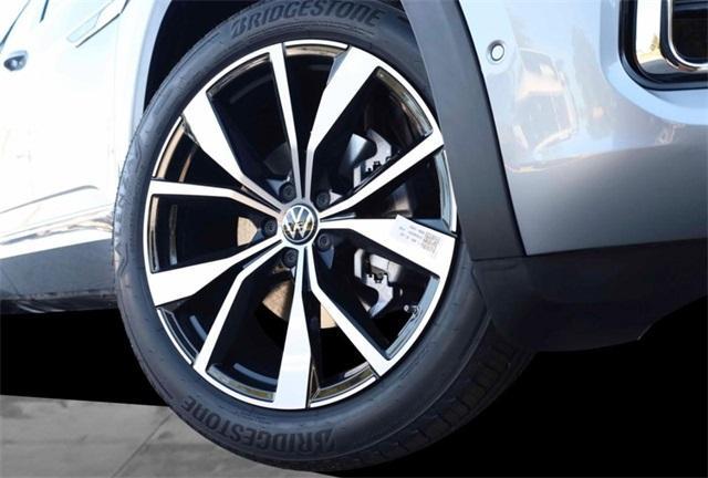 new 2026 Volkswagen Atlas car, priced at $54,779