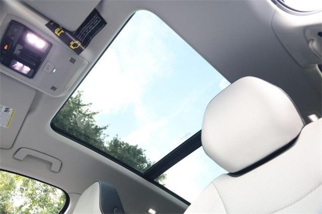 new 2025 Volkswagen Tiguan car, priced at $35,494