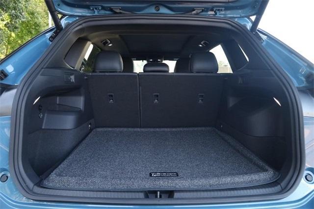 new 2025 Volkswagen Tiguan car, priced at $38,325