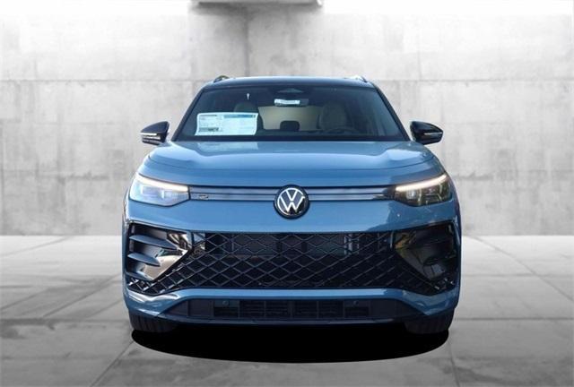 new 2025 Volkswagen Tiguan car, priced at $38,325