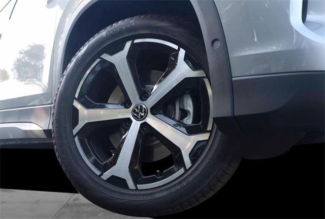 new 2025 Volkswagen Tiguan car, priced at $35,409