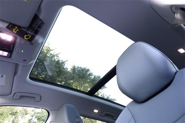 new 2025 Volkswagen Tiguan car, priced at $35,409