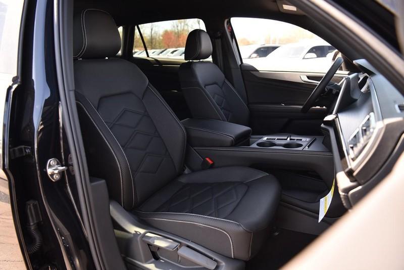 new 2025 Volkswagen Atlas Cross Sport car, priced at $38,134