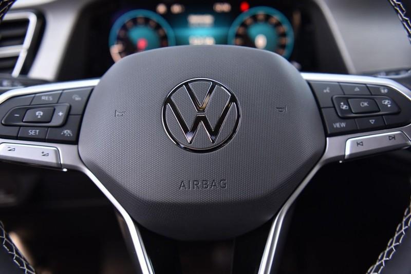 new 2025 Volkswagen Atlas Cross Sport car, priced at $38,134
