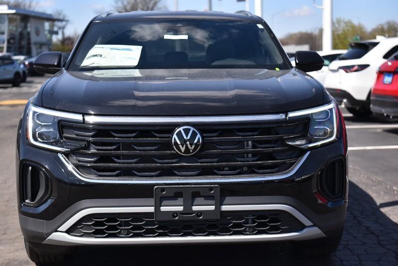 new 2025 Volkswagen Atlas Cross Sport car, priced at $38,134
