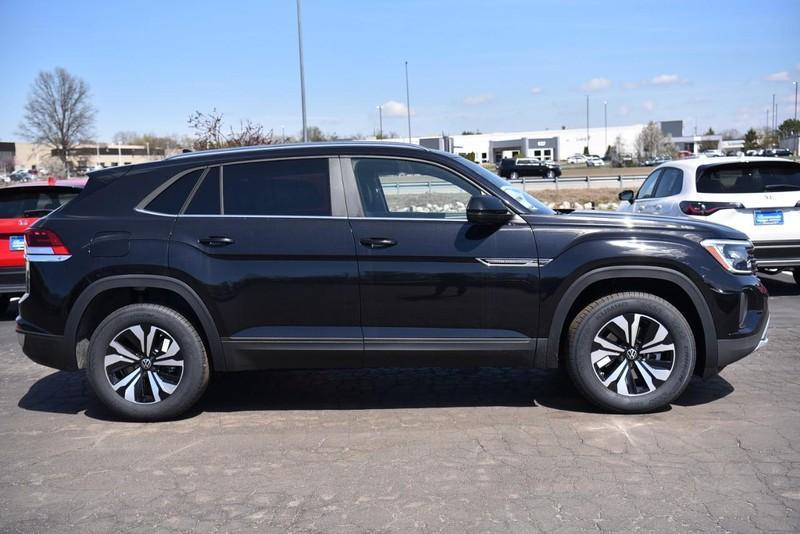 new 2025 Volkswagen Atlas Cross Sport car, priced at $38,134
