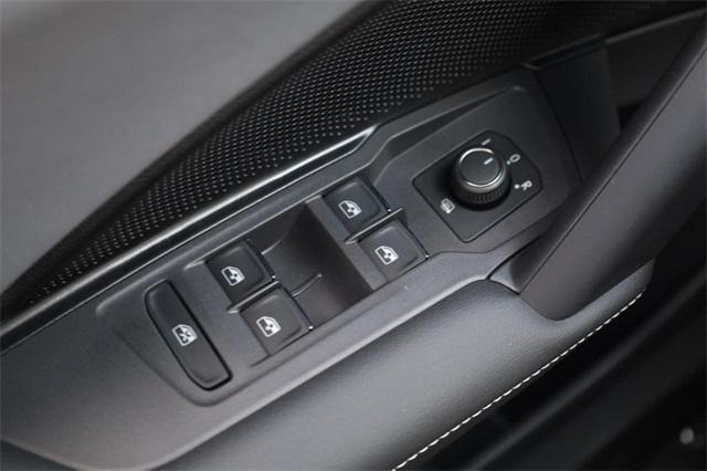 new 2025 Volkswagen Tiguan car, priced at $31,399