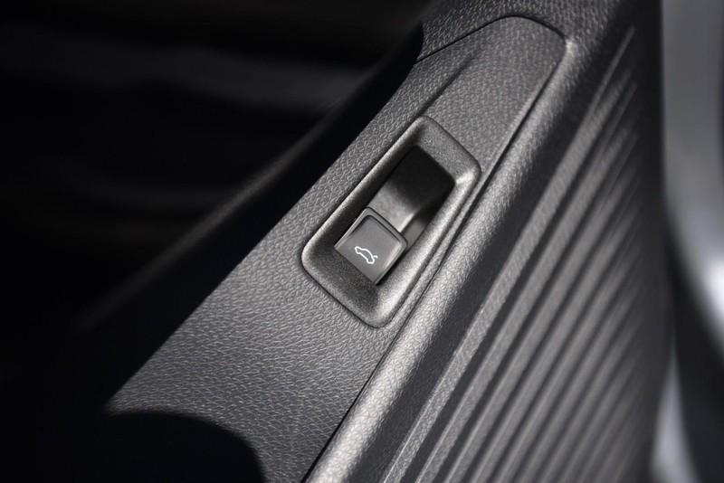 new 2025 Volkswagen ID.4 car, priced at $52,937