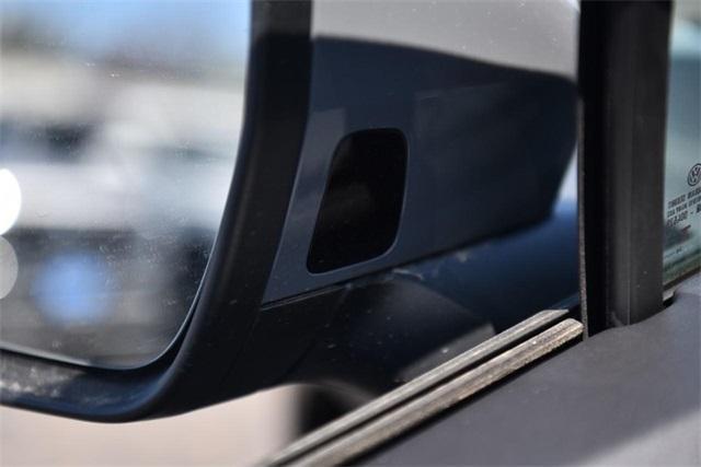 new 2025 Volkswagen ID.4 car, priced at $52,937