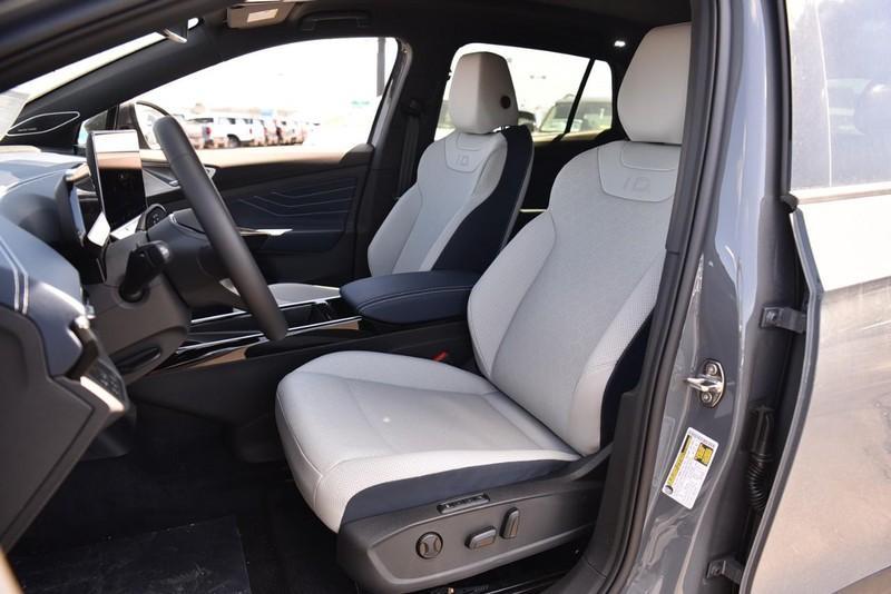 new 2025 Volkswagen ID.4 car, priced at $52,937
