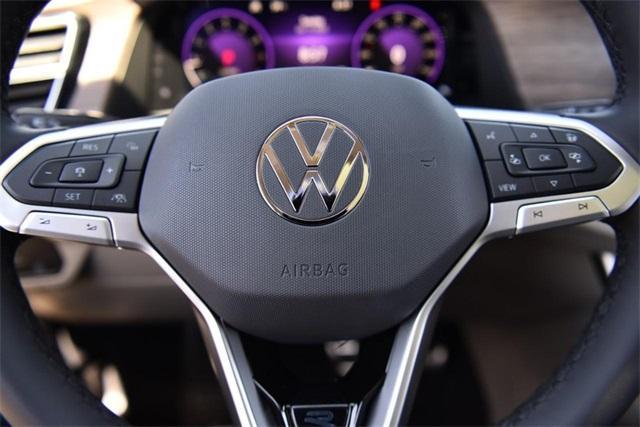 new 2025 Volkswagen Atlas car, priced at $52,132