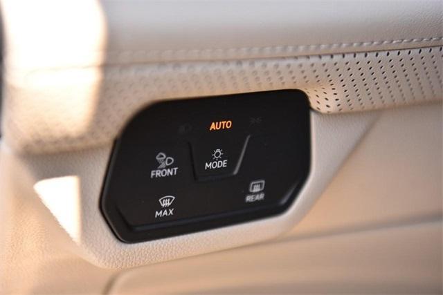 new 2025 Volkswagen Atlas car, priced at $52,132