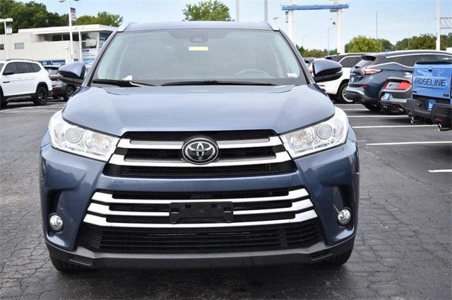 used 2018 Toyota Highlander car, priced at $19,995