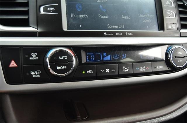 used 2018 Toyota Highlander car, priced at $19,995