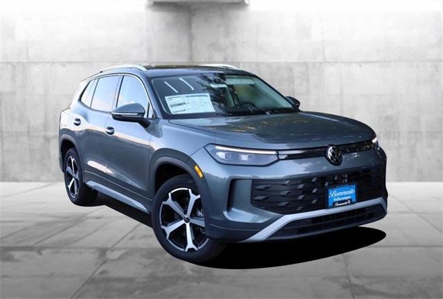 new 2025 Volkswagen Tiguan car, priced at $35,270