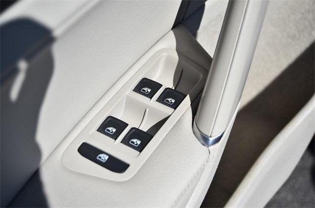 used 2019 Volkswagen Golf Alltrack car, priced at $15,555