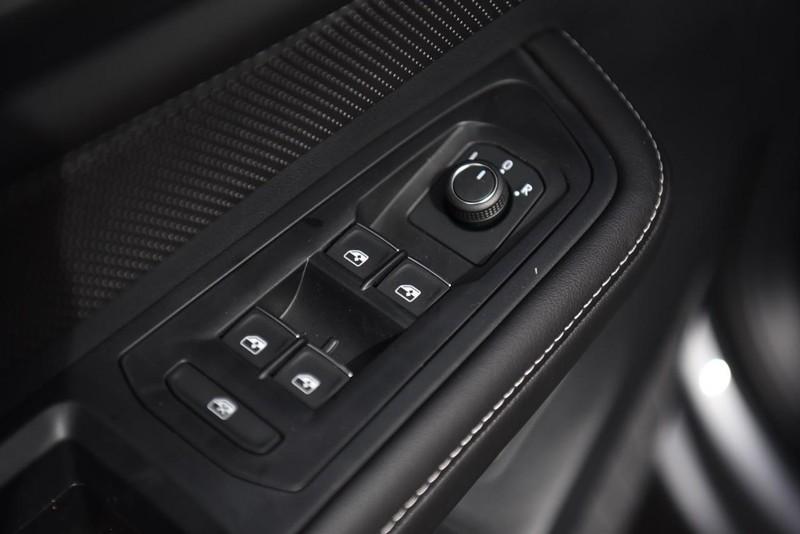 new 2025 Volkswagen Atlas Cross Sport car, priced at $43,603