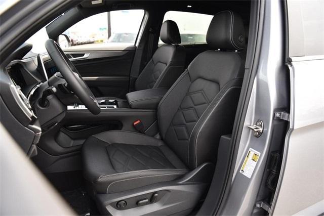 new 2025 Volkswagen Atlas Cross Sport car, priced at $42,853