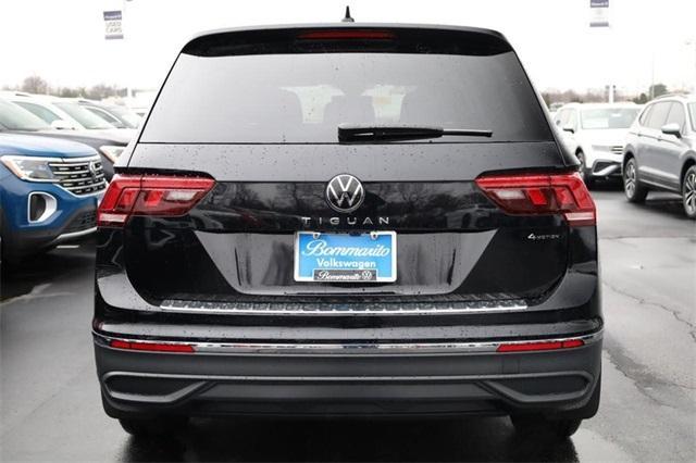 new 2024 Volkswagen Tiguan car, priced at $29,468