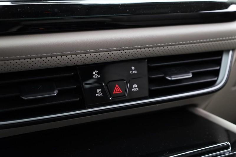 new 2025 Volkswagen Atlas car, priced at $41,729