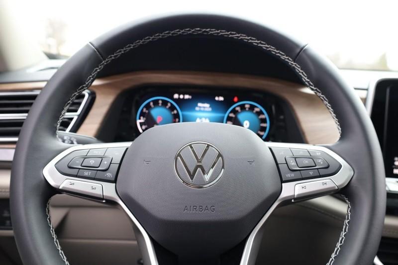 new 2025 Volkswagen Atlas car, priced at $41,729