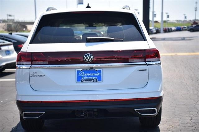 new 2024 Volkswagen Atlas car, priced at $39,605