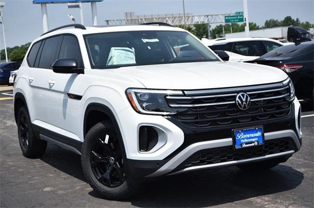 new 2025 Volkswagen Atlas car, priced at $46,577