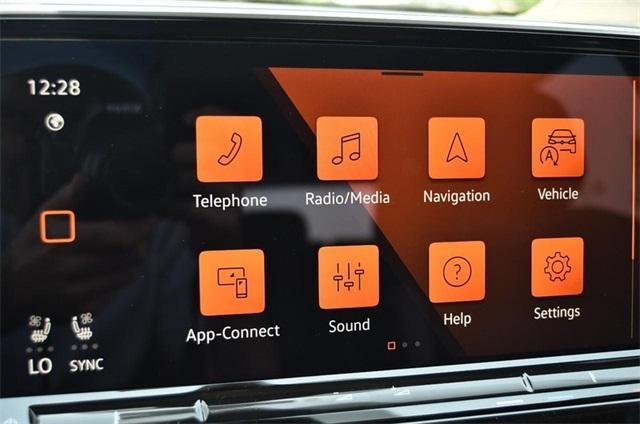 new 2025 Volkswagen Atlas car, priced at $46,577