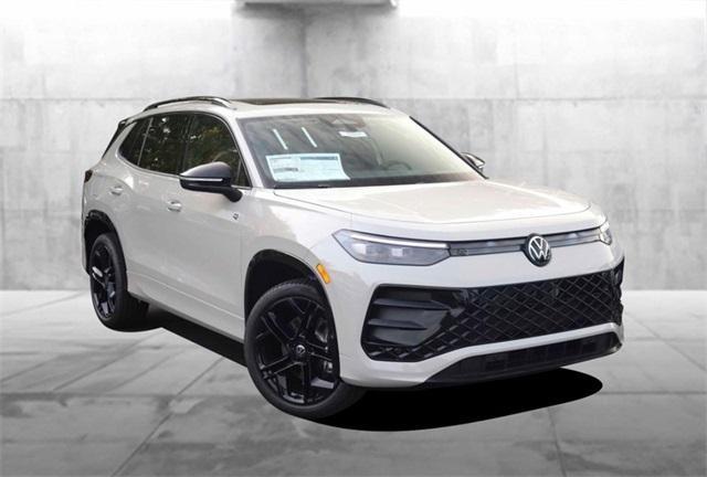 new 2025 Volkswagen Tiguan car, priced at $37,522