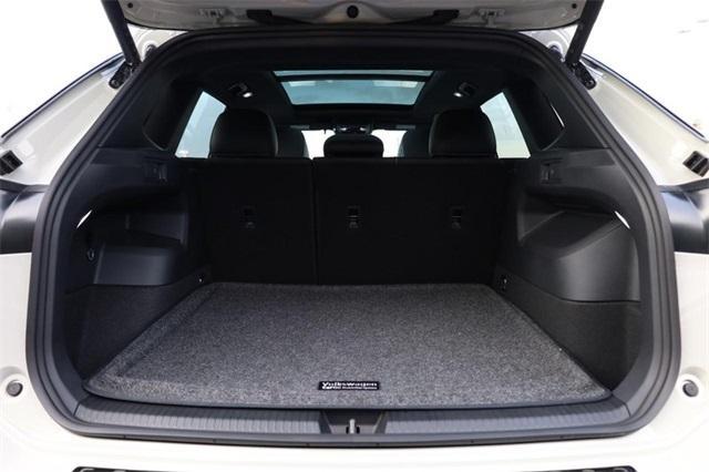 new 2025 Volkswagen Tiguan car, priced at $37,522