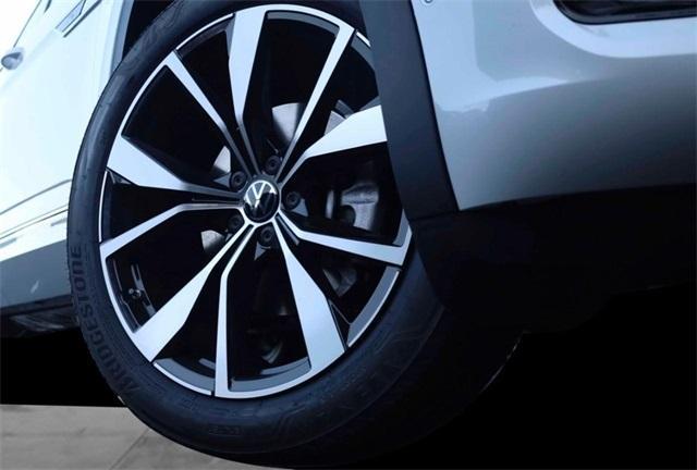 new 2026 Volkswagen Atlas car, priced at $55,646