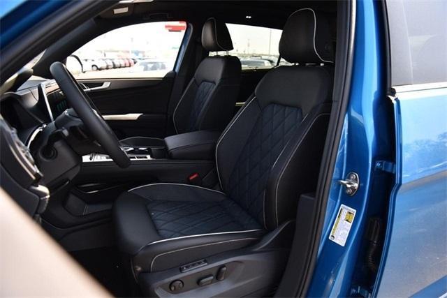 new 2025 Volkswagen Atlas Cross Sport car, priced at $51,435