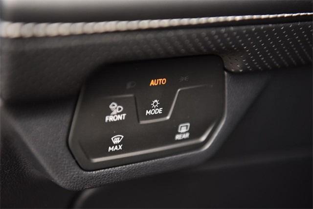 new 2025 Volkswagen Atlas car, priced at $46,670