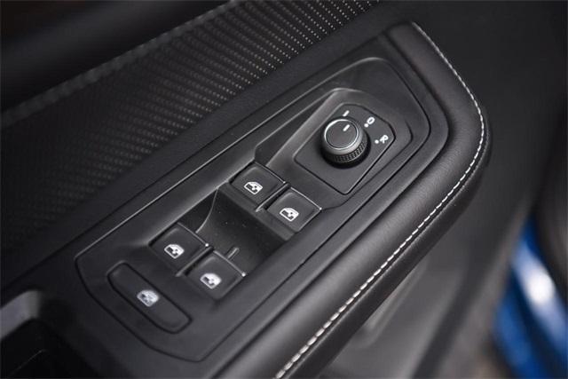 new 2025 Volkswagen Atlas car, priced at $46,670